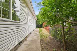 4915 SE 61st Ave, Portland, OR 97206 - Photo 33