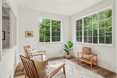 4915 SE 61st Ave, Portland, OR 97206 - Photo 5