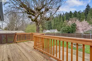 9747 N Smith St, Portland, OR 97203 - Photo 37