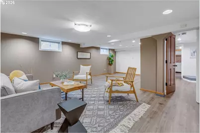 9747 N Smith St, Portland, OR 97203 - Photo 31