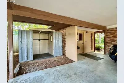 3104 E McLoughlin Blvd, Vancouver, WA 98661 - Photo 41