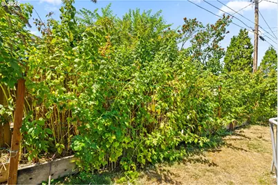 114 Hayden Bridge Way, Springfield, OR 97477 - Photo 37