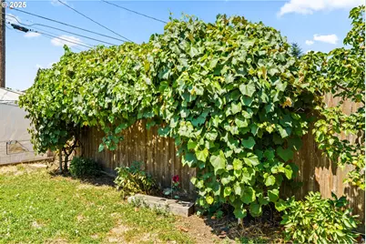 114 Hayden Bridge Way, Springfield, OR 97477 - Photo 35