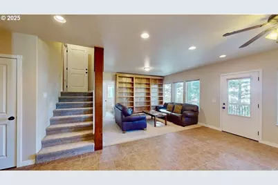 95030 Pacific Vista Dr, Gold Beach, OR 97444 - Photo 37