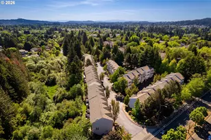 10465 SW Cougar Ln, Beaverton, OR 97003 - Photo 41