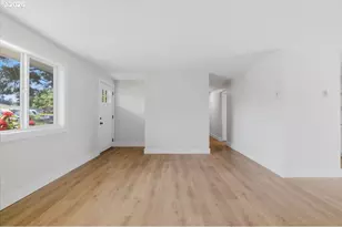 1444 Menlo Loop, Springfield, OR 97477 - Photo 5