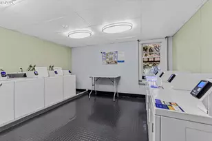 1829 NW Lovejoy St, Portland, OR 97209 - Photo 25