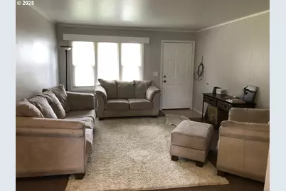 302 S 19th Ave, Cornelius, OR 97113 - Photo 15