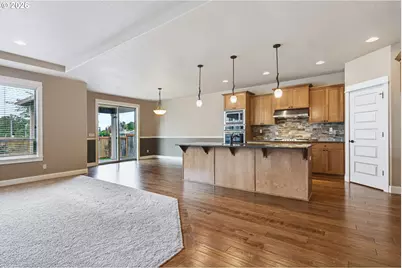 1335 S Larch St, Canby, OR 97013 - Photo 11