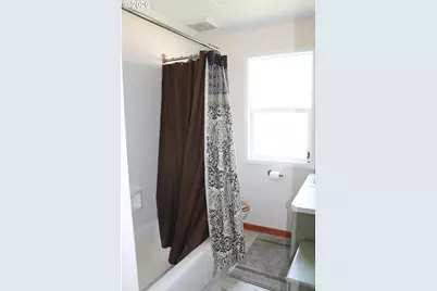 710 Broadway St, Baker City, OR 97814 - Photo 19