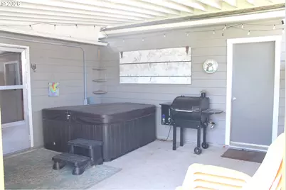 710 Broadway St, Baker City, OR 97814 - Photo 21