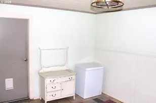 710 Broadway St, Baker City, OR 97814 - Photo 11