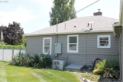 710 Broadway St, Baker City, OR 97814 - Photo 23