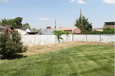 710 Broadway St, Baker City, OR 97814 - Photo 25