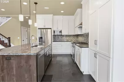 1930 Sterling Park Pl, Eugene, OR 97408 - Photo 13