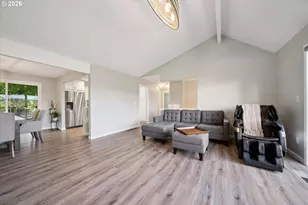 14622 NE Rose Pkwy, Portland, OR 97230 - Photo 9