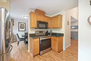 7502 SW Applegate Dr, Beaverton, OR 97007 - Photo 13