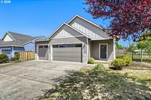 730 E Camellia St, Yamhill, OR 97148 - Photo 3