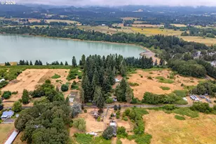 54330 Freeman Rd, Scappoose, OR 97056 - Photo 17