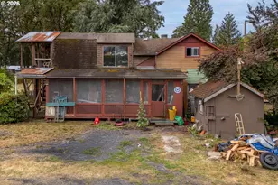 54330 Freeman Rd, Scappoose, OR 97056 - Photo 3