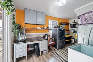 36117 Hwy 58, Pleasant Hill, OR 97455 - Photo 11