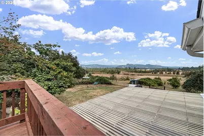 36117 Highway 58, Pleasant Hill, OR 97455 - Photo 17