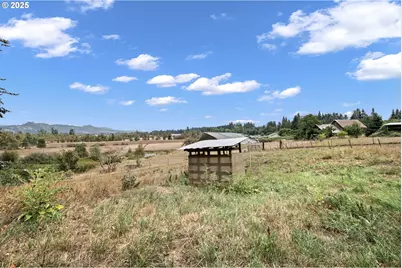 36117 Highway 58, Pleasant Hill, OR 97455 - Photo 41