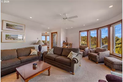 388 Ridge Ct, Manzanita, OR 97130 - Photo 9