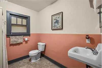 234 S Canyon Blvd, John Day, OR 97845 - Photo 11