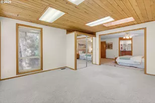 19500 SW Alderwood Ct, Beaverton, OR 97003 - Photo 35