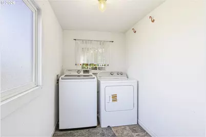 561 18th Ave, Longview, WA 98632 - Photo 19