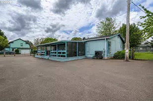 511 Washburn St, Brownsville, OR 97327 - Photo 41