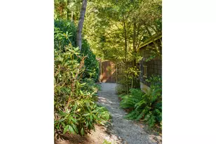 9 Bernini Ct, Lake Oswego, OR 97035 - Photo 35