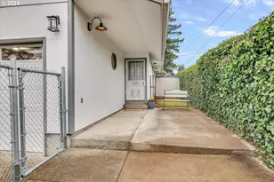 7515 SE 87th Ave, Portland, OR 97266 - Photo 3