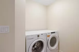 10827 E Burnside St, Portland, OR 97216 - Photo 21