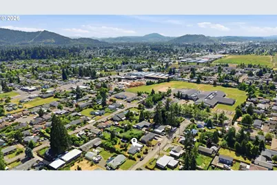 5135 C St, Springfield, OR 97478 - Photo 29