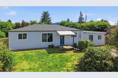 5135 C St, Springfield, OR 97478 - Photo 1