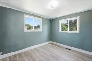 5135 C St, Springfield, OR 97478 - Photo 5