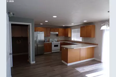 1662 Cherry Bark Ct, Salem, OR 97317 - Photo 3