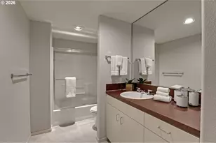 700 SW 67th Pl, Portland, OR 97225 - Photo 35