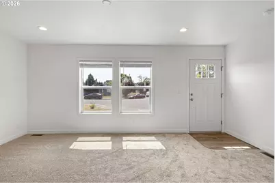 1527 NW 3rd St, McMinnville, OR 97128 - Photo 3