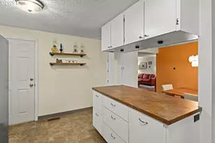 11192 SE 52nd Ct, Milwaukie, OR 97222 - Photo 9