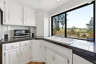 3945 Spring Blvd, Eugene, OR 97405 - Photo 17