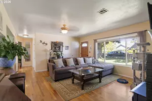 1306 E 18th St, The Dalles, OR 97058 - Photo 9