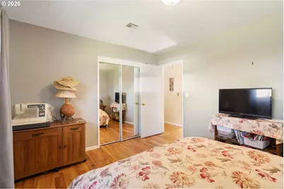 1306 E 18th St, The Dalles, OR 97058 - Photo 23