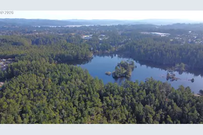 1045 Park Pl, Coos Bay, OR 97420 - Photo 25