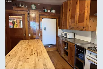 41300 E Larch Mountain Rd, Corbett, OR 97019 - Photo 11