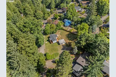 3946 SW Cullen Blvd, Portland, OR 97221 - Photo 17