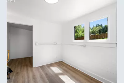 3946 SW Cullen Blvd, Portland, OR 97221 - Photo 11