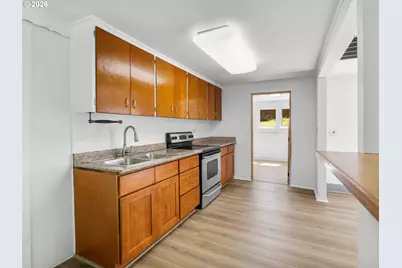 3946 SW Cullen Blvd, Portland, OR 97221 - Photo 5